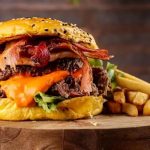 经常吃这些食物，会让有害细菌从肠道一路爬进大脑！因为身体中的“密道”被打开了